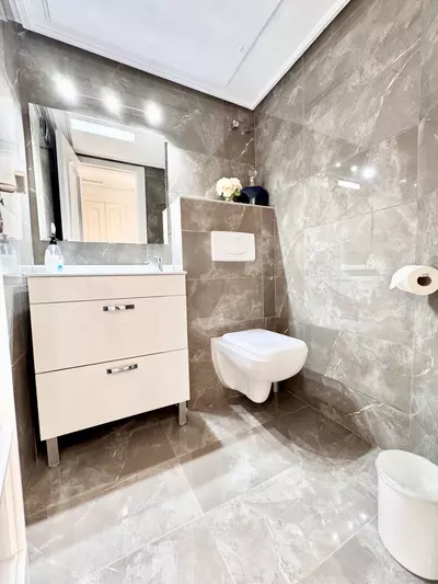 Middle Floor Apartment in Estepona