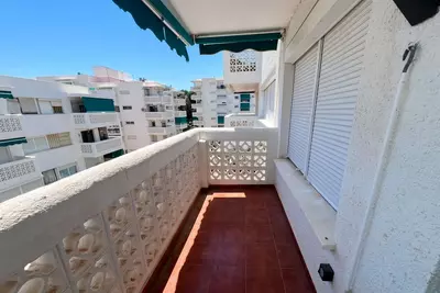 Middle Floor Apartment in Estepona