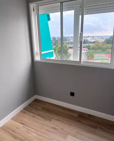 Middle Floor Apartment in Estepona
