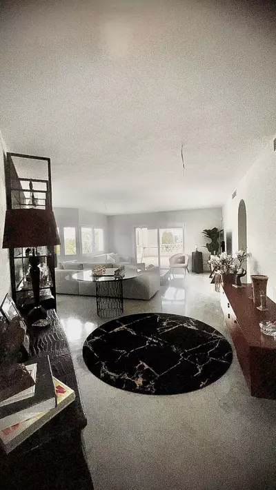 Middle Floor Apartment in Puerto Banús