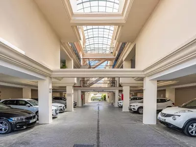 Middle Floor Apartment in Nueva Andalucía