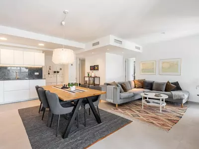 Middle Floor Apartment in Nueva Andalucía