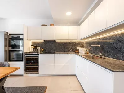 Middle Floor Apartment in Nueva Andalucía