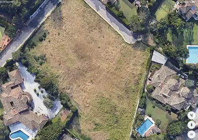 Residential Plot in Guadalmina Baja