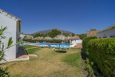 Townhouse in Nueva Andalucía