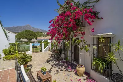 Townhouse in Nueva Andalucía