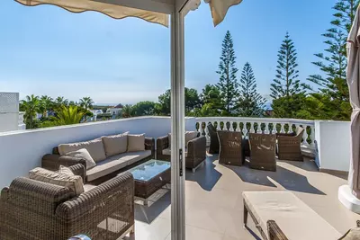 Penthouse in Elviria