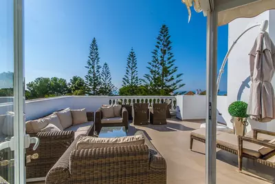 Penthouse in Elviria
