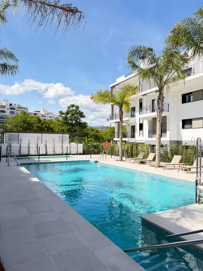 Middle Floor Apartment in Estepona