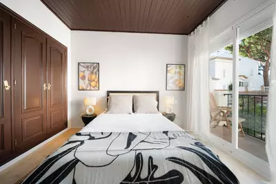 Middle Floor Apartment in Nueva Andalucía