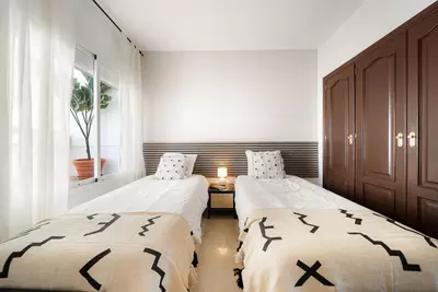 Middle Floor Apartment in Nueva Andalucía