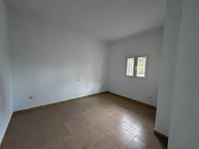 Ground Floor Apartment in El Paraiso