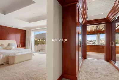 Penthouse in Nueva Andalucía