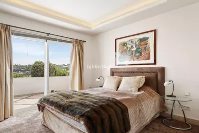 Penthouse in Nueva Andalucía