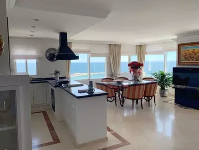 Penthouse in Estepona