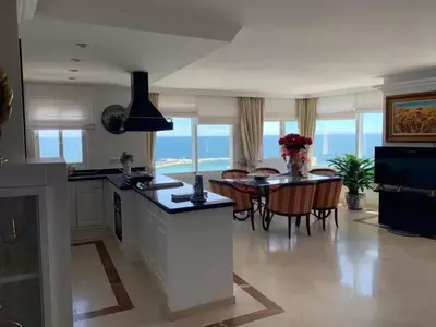 Penthouse in Estepona