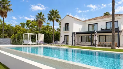 Detached Villa in Guadalmina Baja