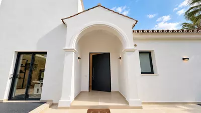 Detached Villa in Guadalmina Baja