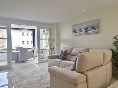 Middle Floor Apartment in Elviria