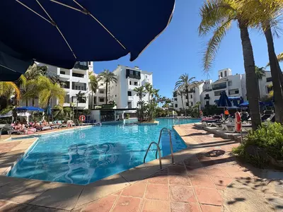 Middle Floor Apartment in Elviria