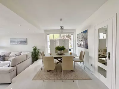 Middle Floor Apartment in Elviria