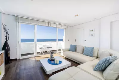 Top Floor Apartment in Puerto Banús