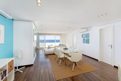 Top Floor Apartment in Puerto Banús