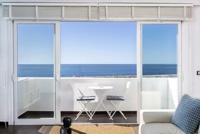 Top Floor Apartment in Puerto Banús