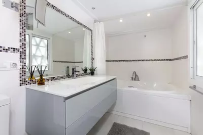 Top Floor Apartment in Puerto Banús