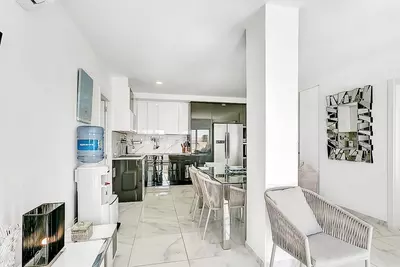 Middle Floor Apartment in Marbella