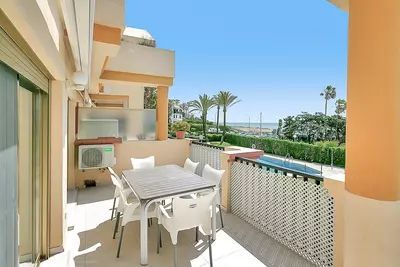 Middle Floor Apartment in Marbella