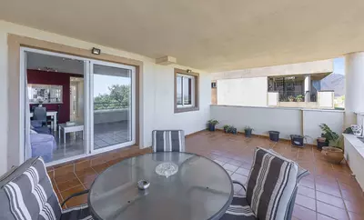 Middle Floor Apartment in Casares Playa