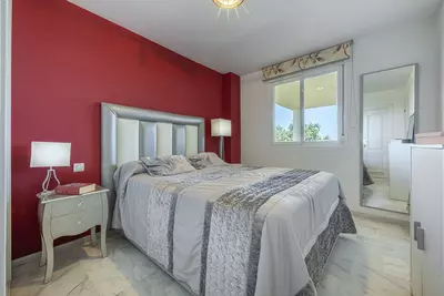 Middle Floor Apartment in Casares Playa