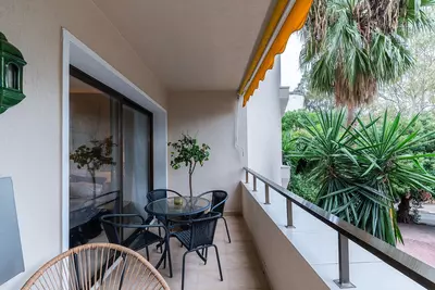 Middle Floor Apartment in Estepona