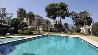 Middle Floor Apartment in Estepona