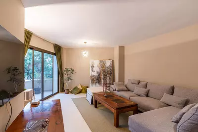 Middle Floor Apartment in Estepona