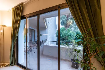 Middle Floor Apartment in Estepona