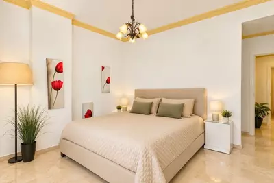 Middle Floor Apartment in Nueva Andalucía