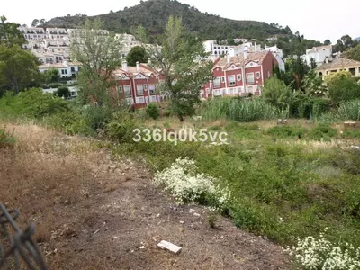 Commercial Plot in Benahavís