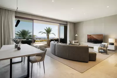 Middle Floor Apartment in Casares