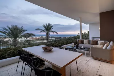 Middle Floor Apartment in Casares