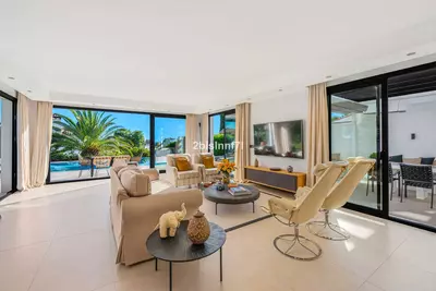 Detached Villa in Elviria