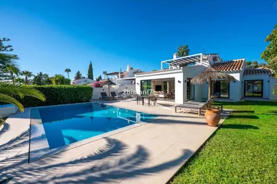 Detached Villa in Elviria