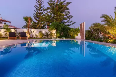 Detached Villa in Elviria