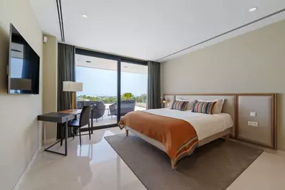 Detached Villa in Nueva Andalucía