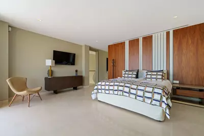 Detached Villa in Nueva Andalucía