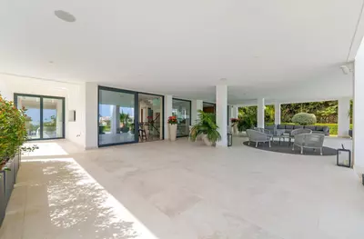 Detached Villa in Nueva Andalucía