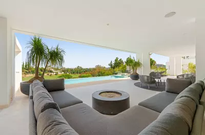 Detached Villa in Nueva Andalucía
