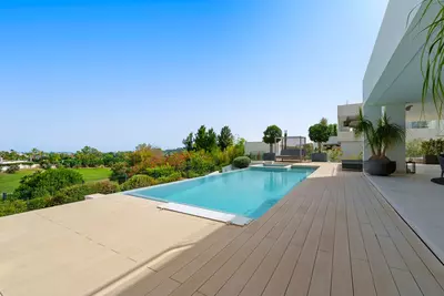 Detached Villa in Nueva Andalucía