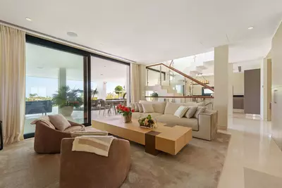 Detached Villa in Nueva Andalucía
